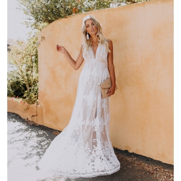 LONGINA White Lace Maxi Dress - Picture 4 of 8